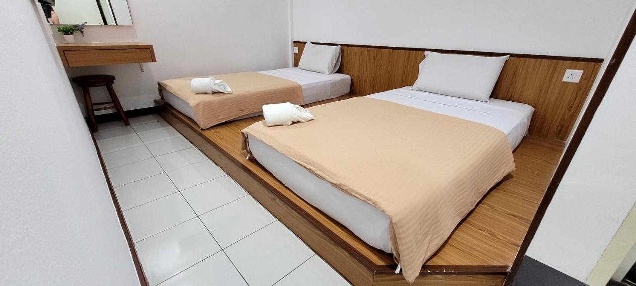 Api-Api Guesthouse Kota Kinabalu Luaran gambar