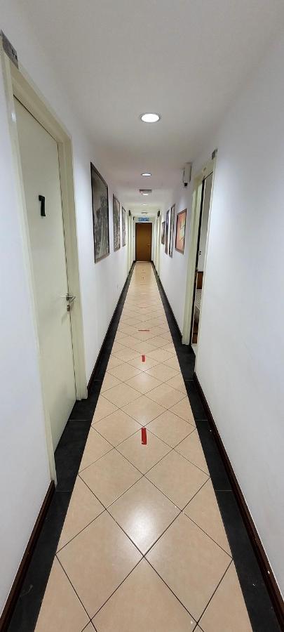 Api-Api Guesthouse Kota Kinabalu Luaran gambar