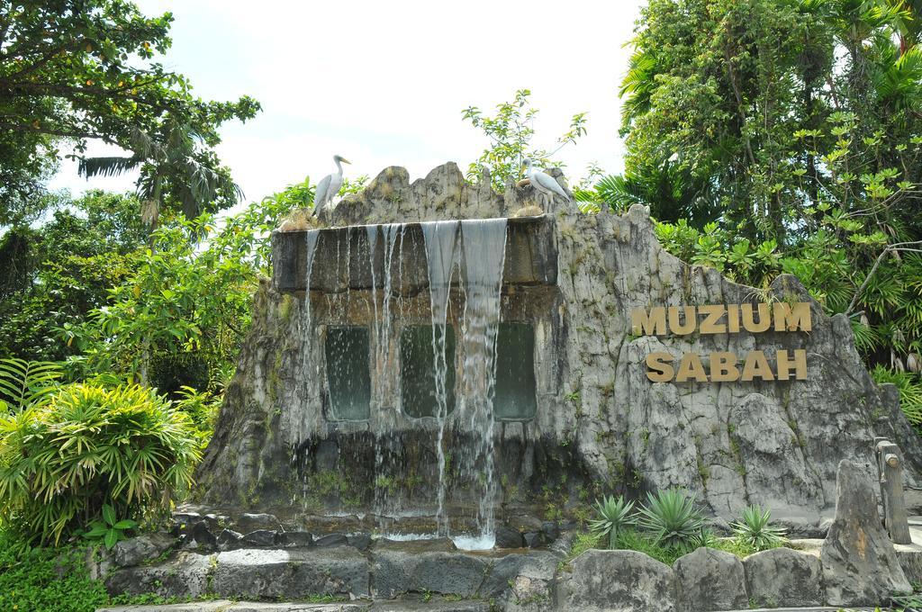 Api-Api Guesthouse Kota Kinabalu Luaran gambar