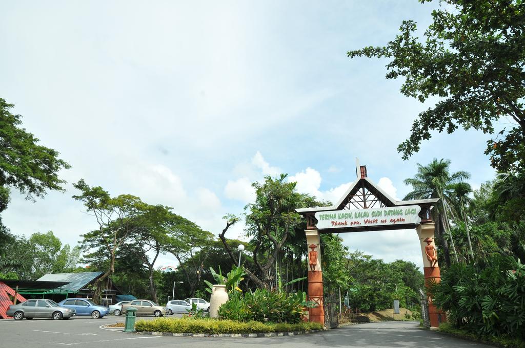 Api-Api Guesthouse Kota Kinabalu Luaran gambar
